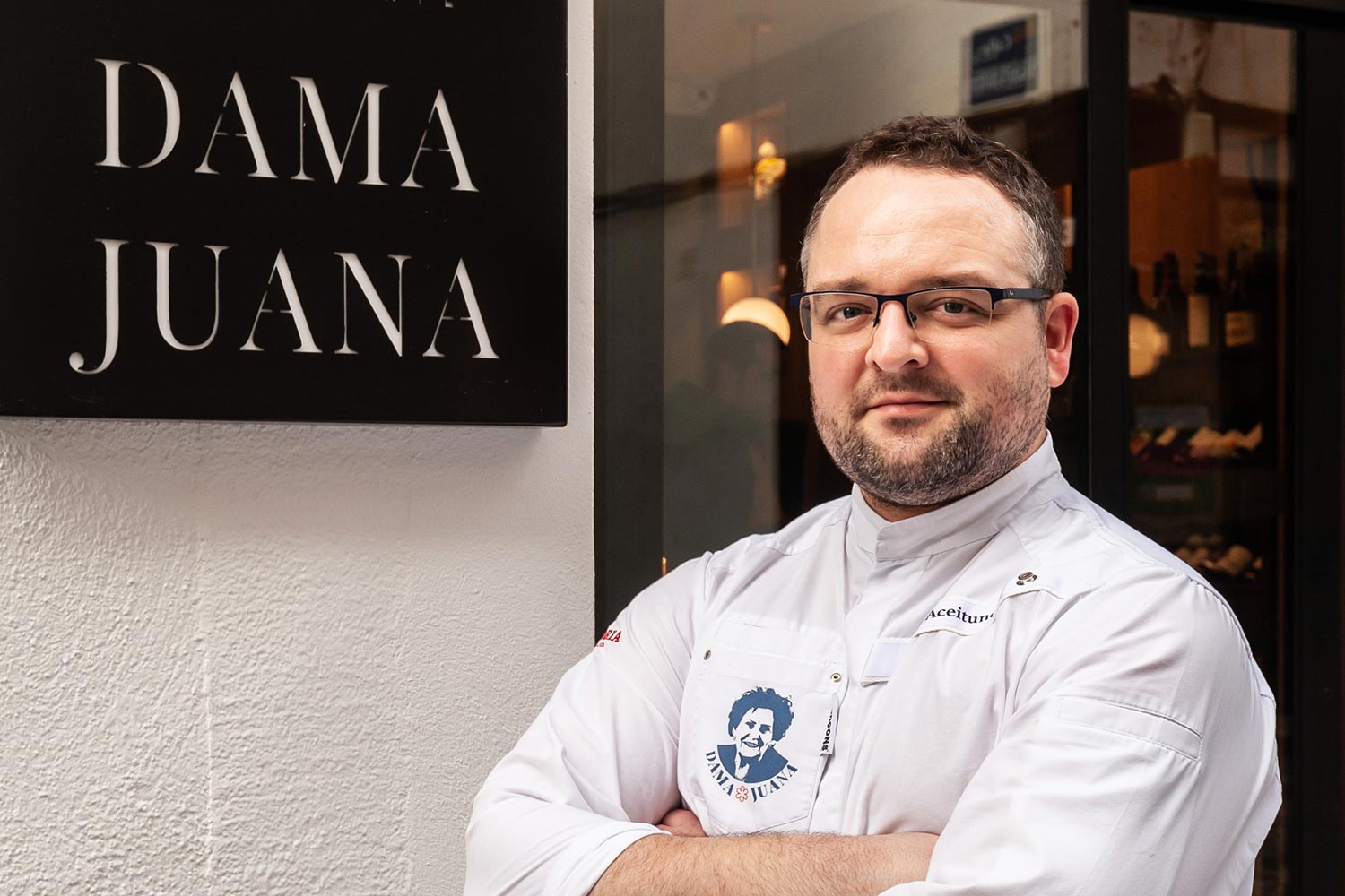 Juan Aceituno - Dama Juana
